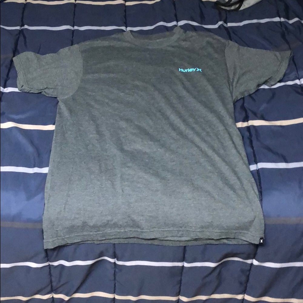 Hurley logo t shirt size medium